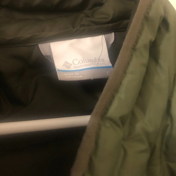 Columbia Down Jacket - Picture 3 of 3